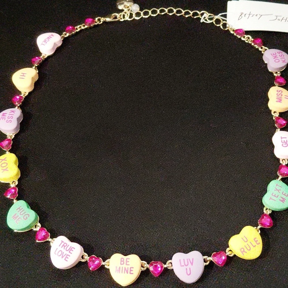 BETSEY JOHNSON SWEETHEART NECKLACE - Picture 2 of 7